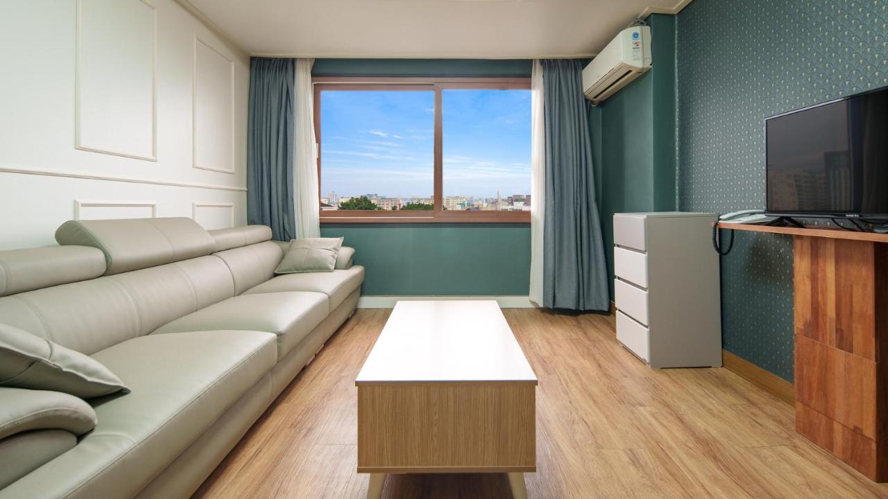 Hiker Hotel Jeju Buitenkant foto